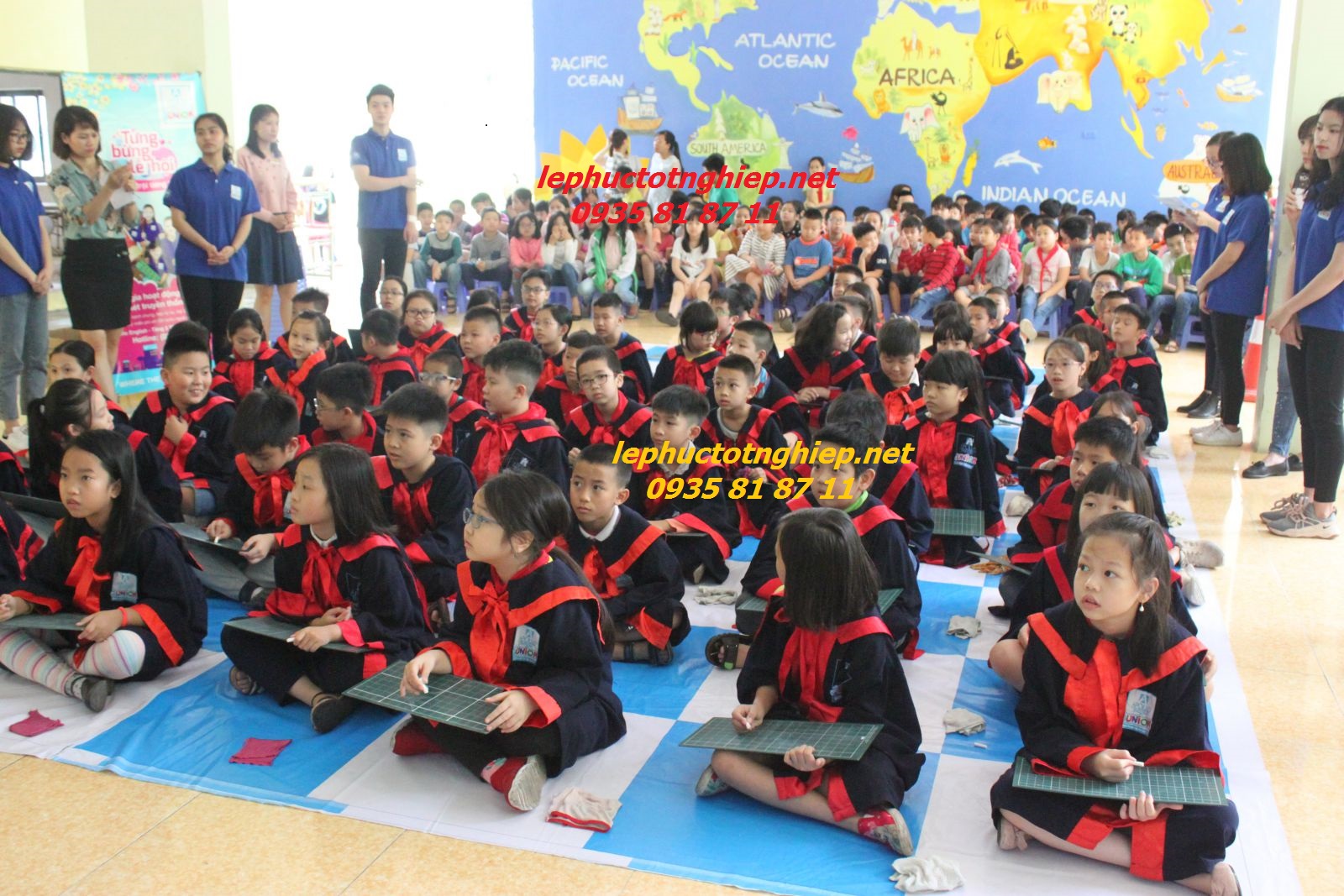 ao tot nghiep tieu hoc re hcm